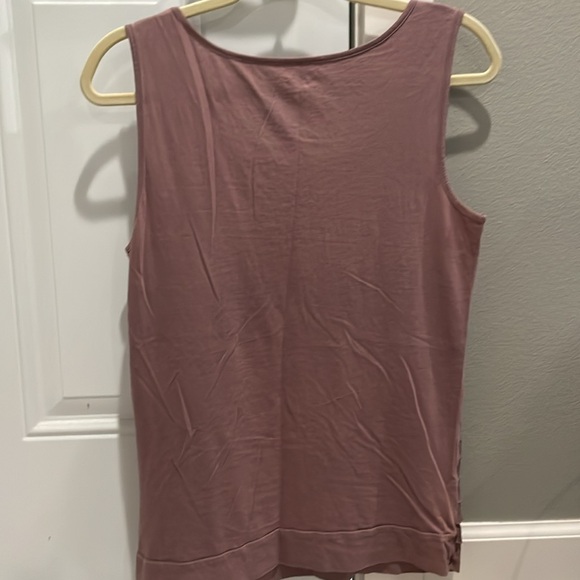 Sleeveless rifle top from LOFT - beautiful neutral purple color - Picture 3 of 3